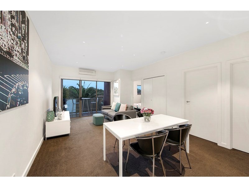 13/101-103 Orrong Crescent, Caulfield North VIC 3161