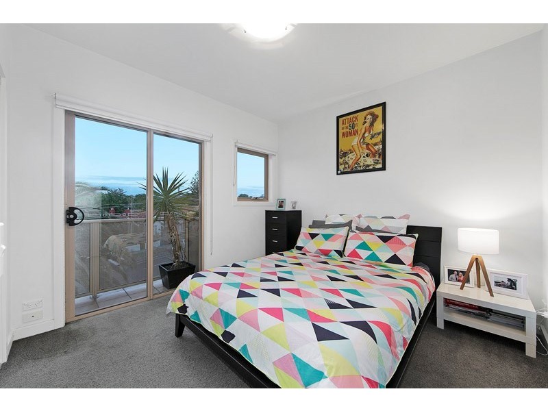 13/101-103 Orrong Crescent, Caulfield North VIC 3161