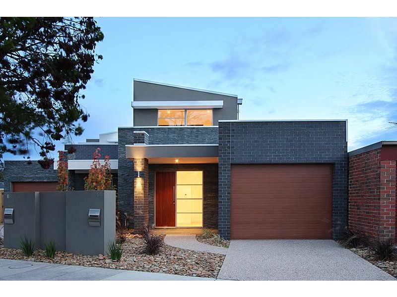 9A Girdwood Avenue, Carnegie VIC 3163