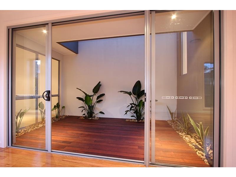 9A Girdwood Avenue, Carnegie VIC 3163