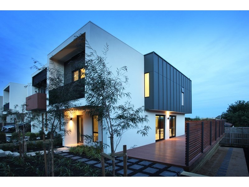 2 Lavender Avenue, Cheltenham VIC 3192