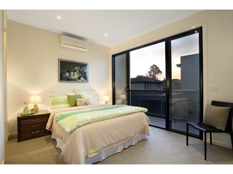 2 Lavender Avenue, Cheltenham VIC 3192