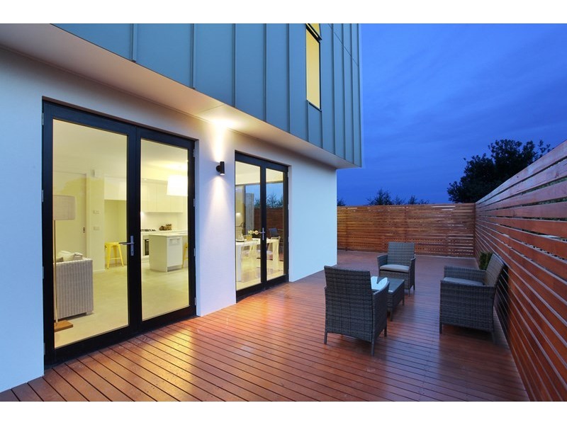 2 Lavender Avenue, Cheltenham VIC 3192