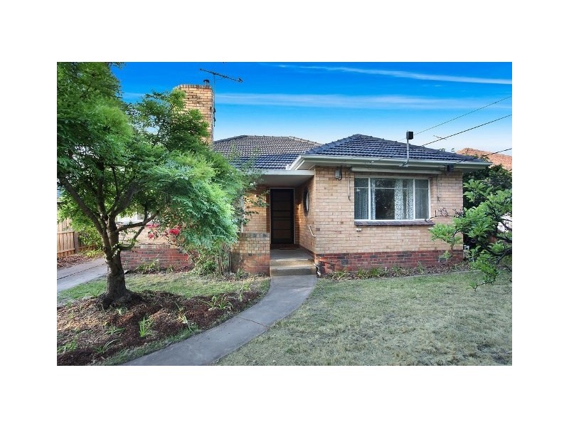 15 Shanahan Crescent, Mckinnon VIC 3204