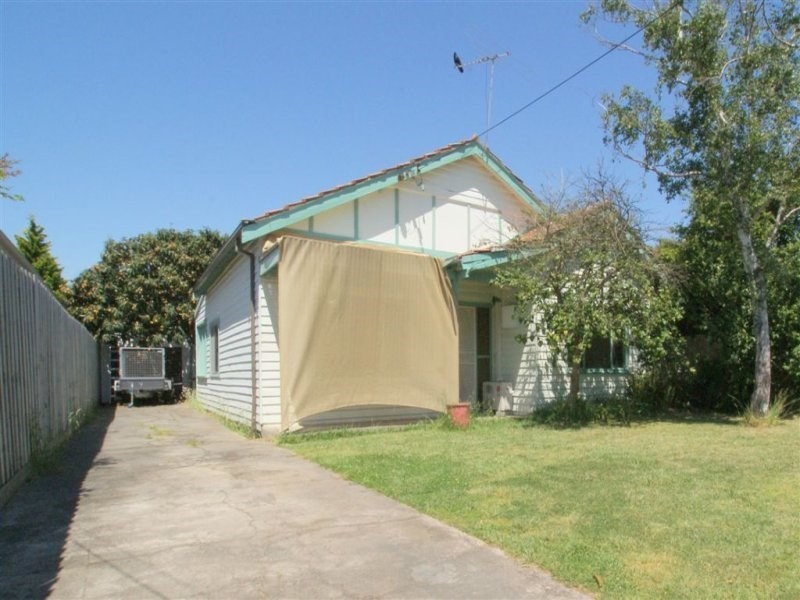 26 Ames Avenue, Carnegie VIC 3163