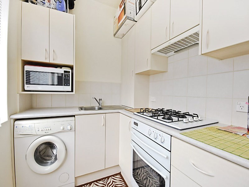 2/131 Grange Road, Carnegie VIC 3163