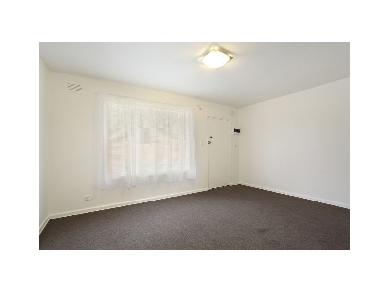 2/24 Brisbane Street, Murrumbeena VIC 3163