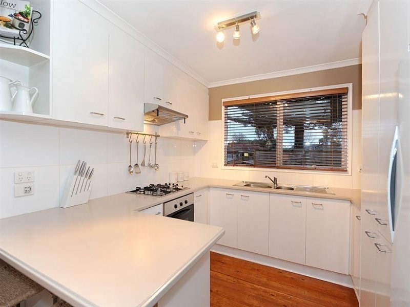 2/7 Ti-Tree Crescent, Seaford VIC 3198