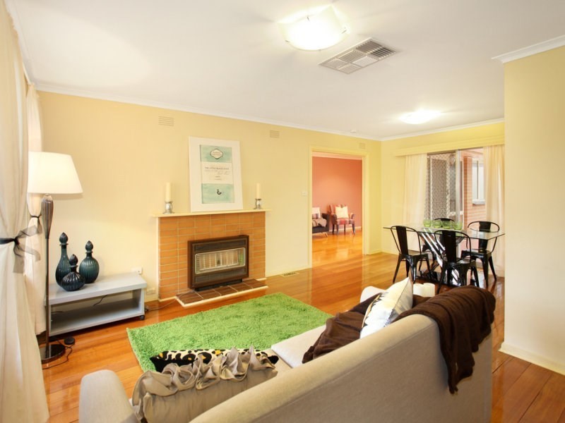 2 Cronin Court, Cheltenham VIC 3192