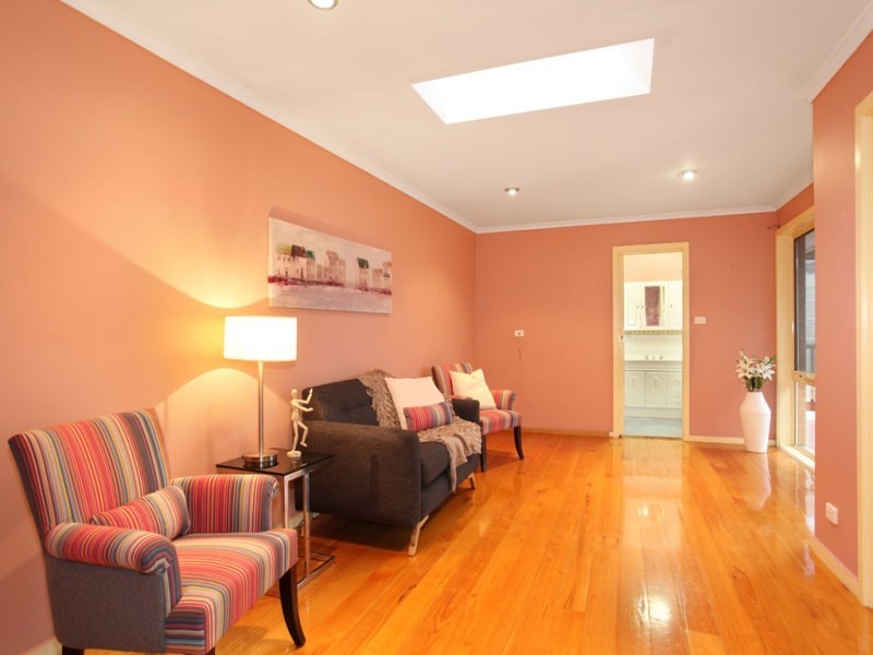 2 Cronin Court, Cheltenham VIC 3192