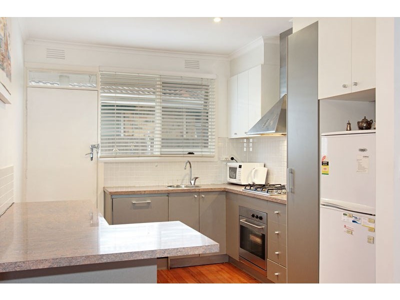 6/50 Coorigil Road, Carnegie VIC 3163