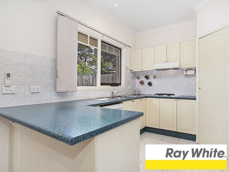 2/18 Melbourne Street, Murrumbeena VIC 3163