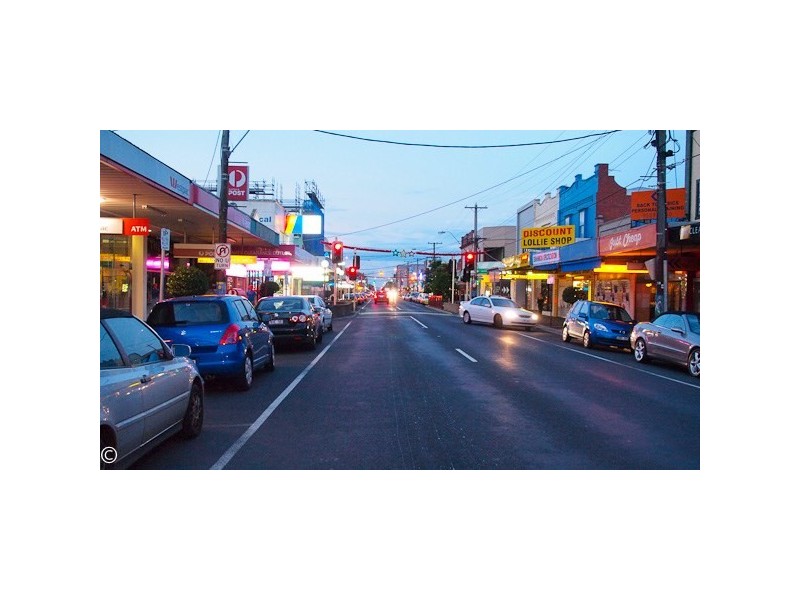 2/317 Neerim Road, Carnegie VIC 3163