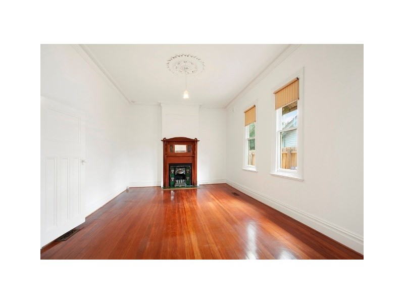 95 Carlisle Crescent, Hughesdale VIC 3166