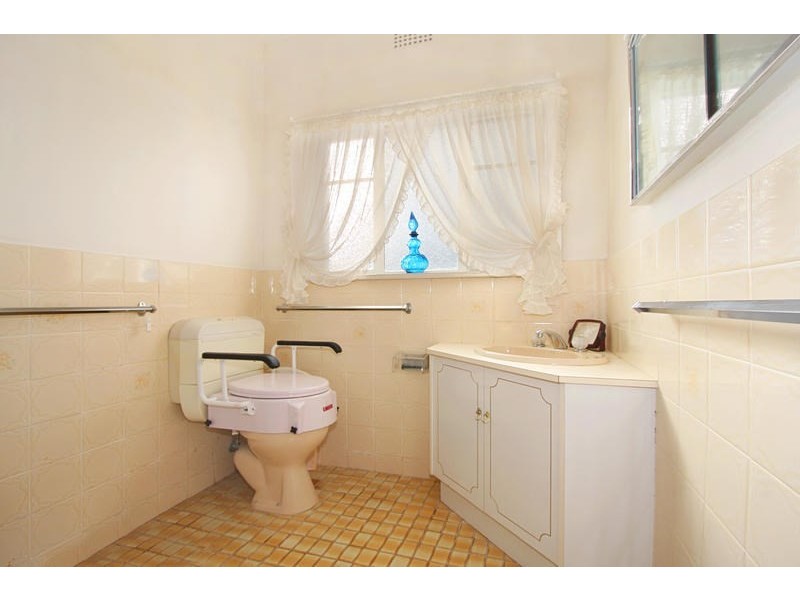 9 Kinlock Avenue, Murrumbeena VIC 3163