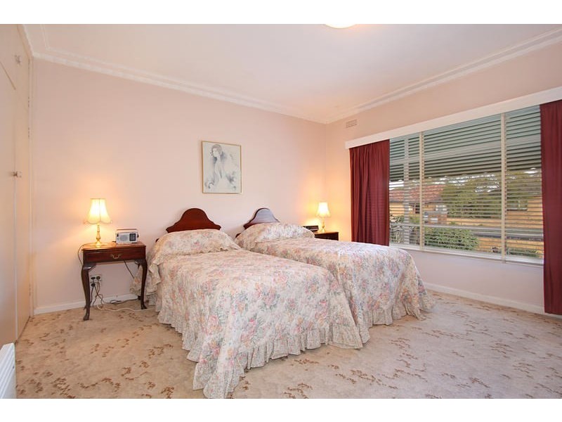 9 Kinlock Avenue, Murrumbeena VIC 3163