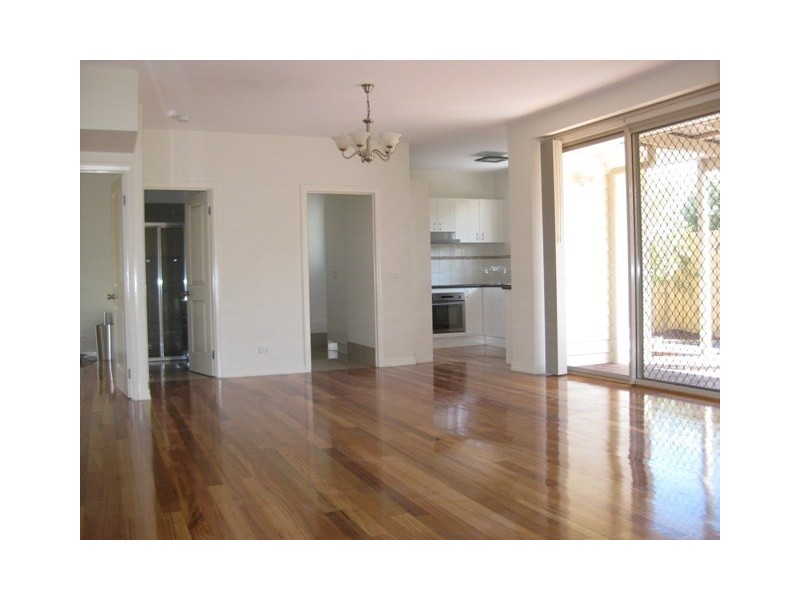 2/37 WILLESDEN Road, Hughesdale VIC 3166