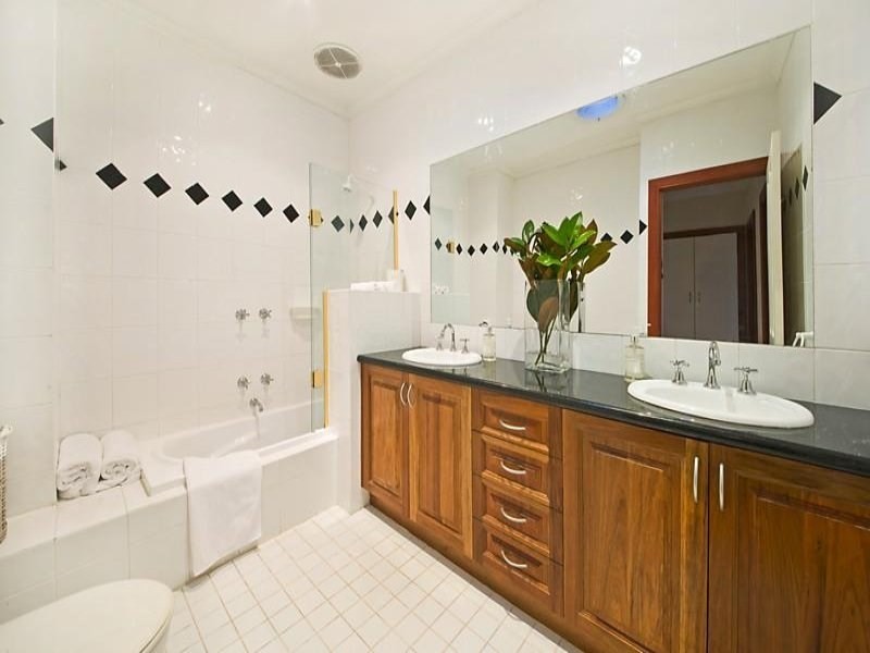 1237 Dandenong Road, Malvern East VIC 3145