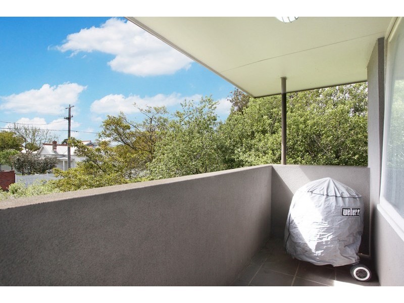 3/219 Neerim Road, Carnegie VIC 3163