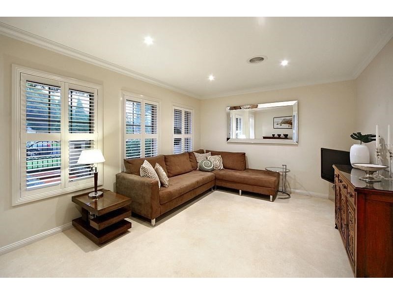 99 Oakleigh Road, Carnegie VIC 3163