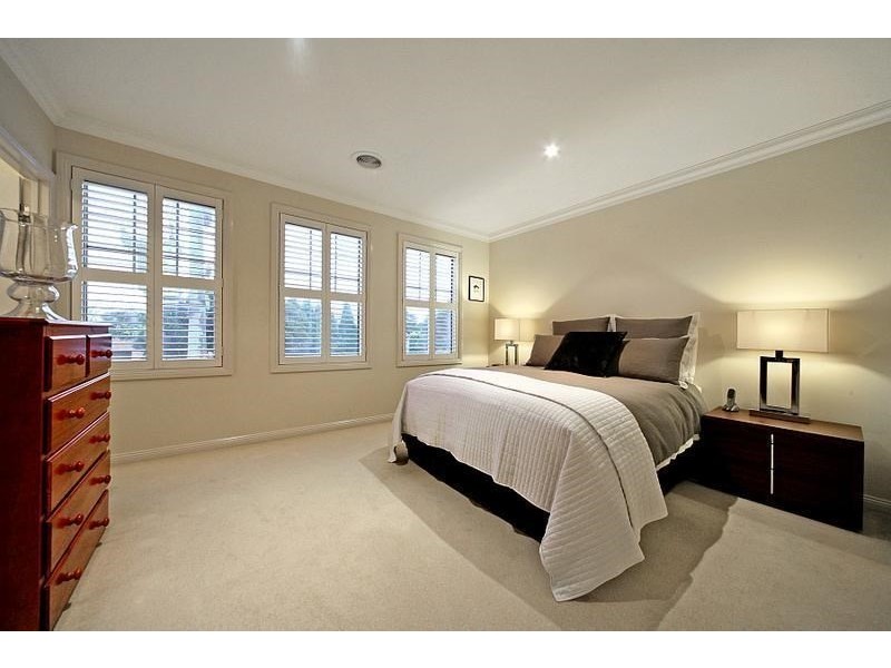 99 Oakleigh Road, Carnegie VIC 3163