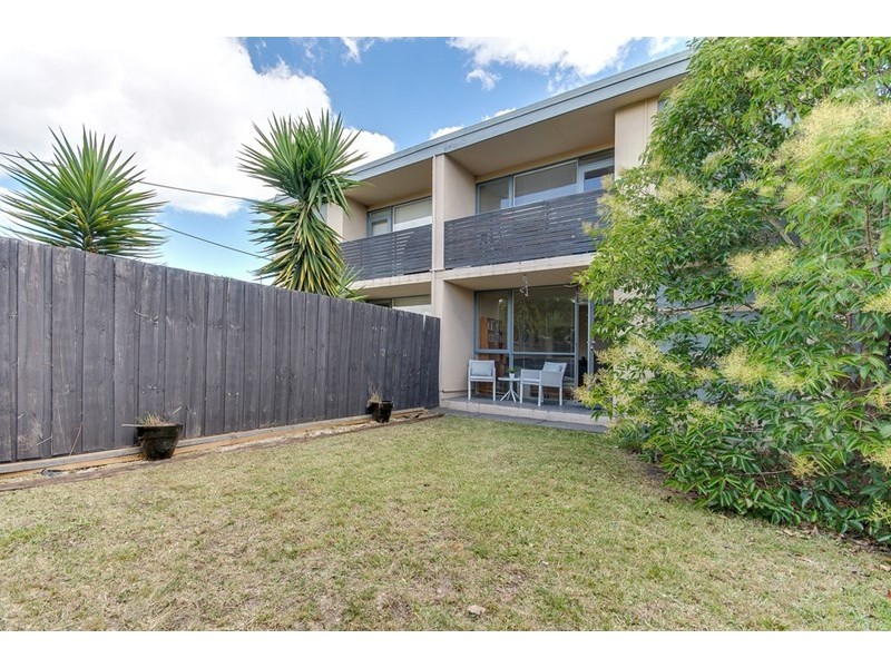 1/7 Wild Cherry Road, Ormond VIC 3204