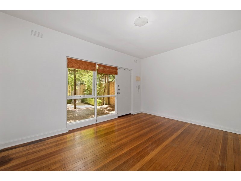 4/50 Lillimur Road, Ormond VIC 3204