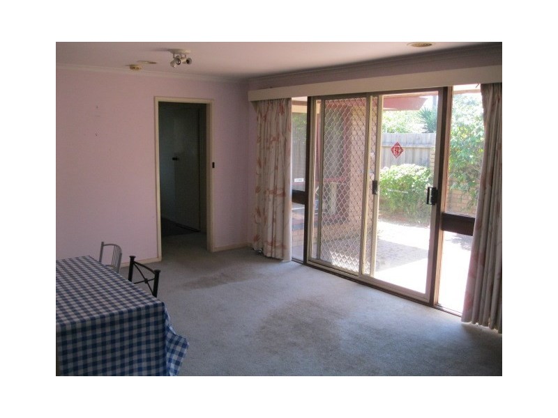 4 Irving Avenue, Murrumbeena VIC 3163