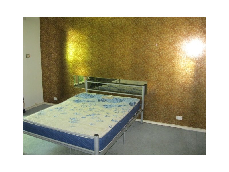 4 Irving Avenue, Murrumbeena VIC 3163