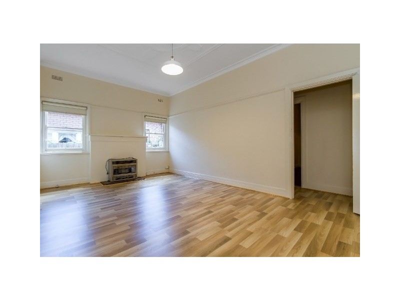 32 El Nido Grove, Carnegie VIC 3163