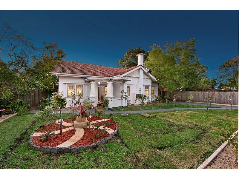 15 Poath Road, Murrumbeena VIC 3163