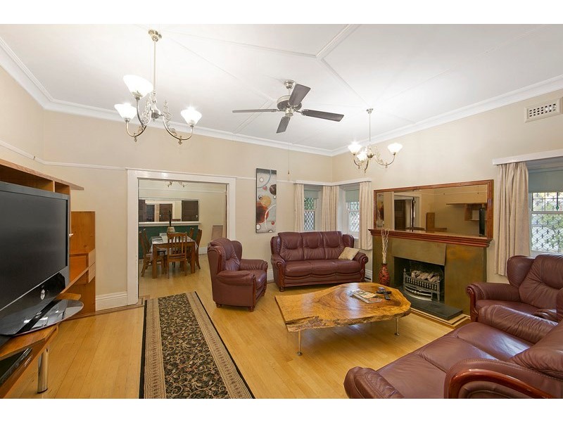 15 Poath Road, Murrumbeena VIC 3163