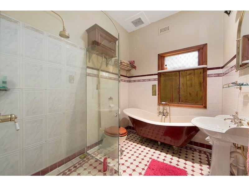 15 Poath Road, Murrumbeena VIC 3163