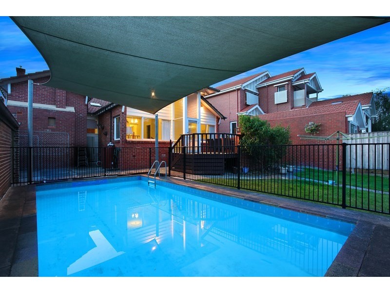 2 Astolat Avenue, Murrumbeena VIC 3163