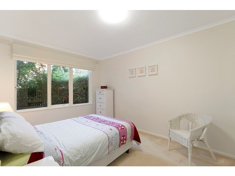 2/16 Jersey Parde, Carnegie VIC 3163