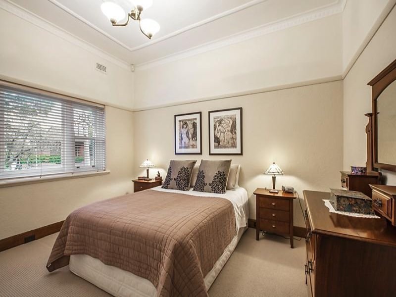 22 Ocean Street, Ormond VIC 3204