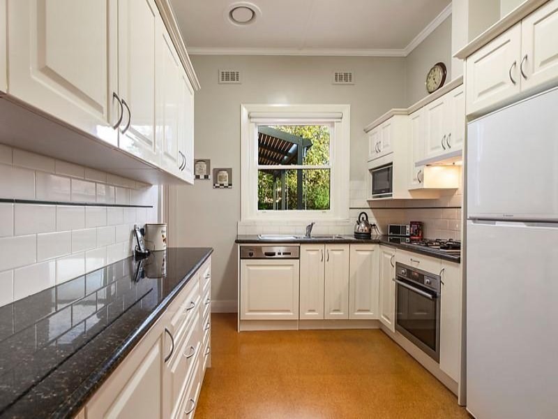 22 Ocean Street, Ormond VIC 3204