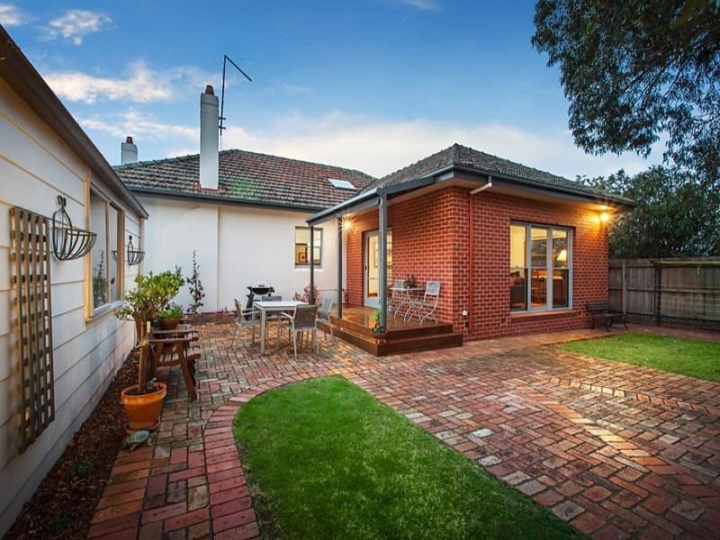 22 Ocean Street, Ormond VIC 3204