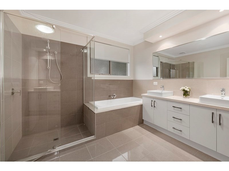 51B Wallace Avenue, Murrumbeena VIC 3163