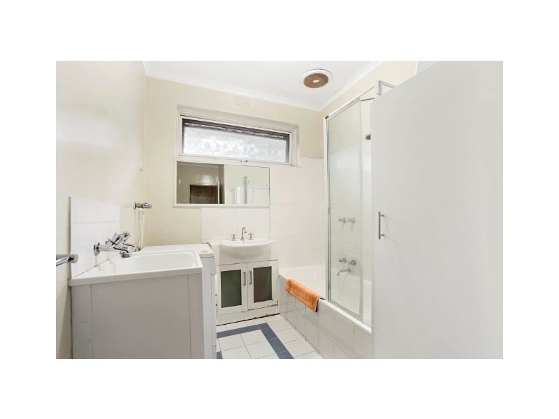 4/1129 Dandenong Road, Malvern East VIC 3145