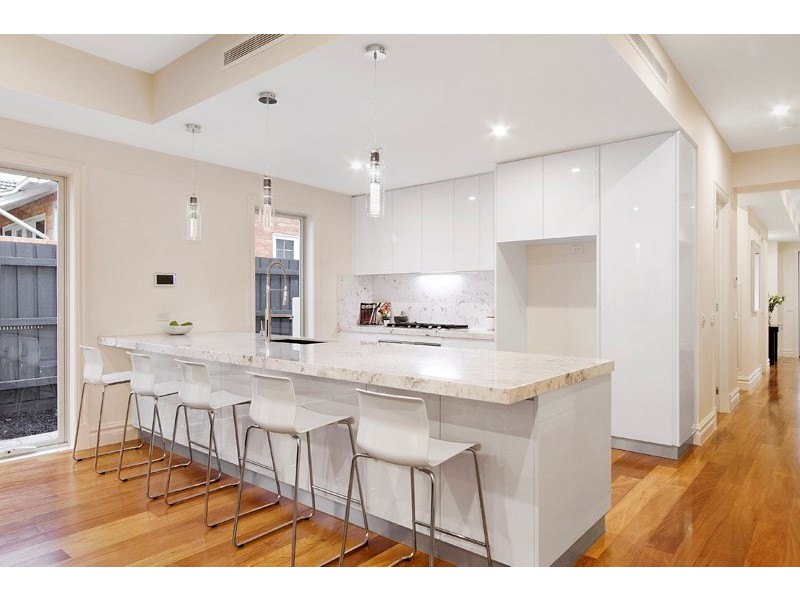 18A Eloura Avenue, Brighton East VIC 3187