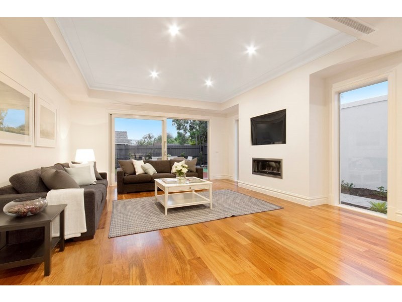 18A Eloura Avenue, Brighton East VIC 3187