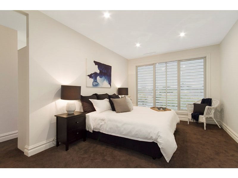 18A Eloura Avenue, Brighton East VIC 3187