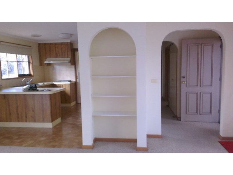 2/8 Marma Road, Murrumbeena VIC 3163