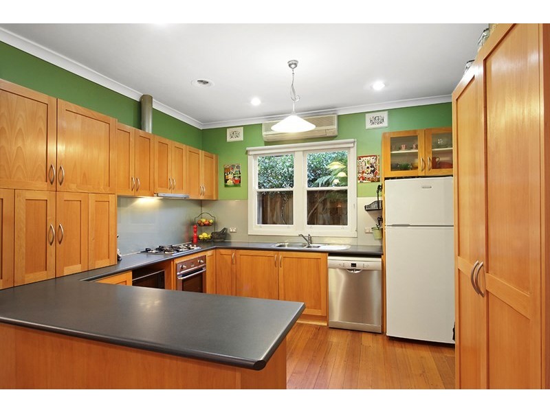 24 Dallas Avenue, Hughesdale VIC 3166