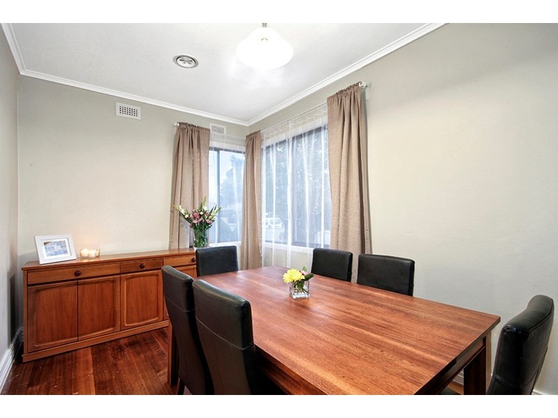 24 Dallas Avenue, Hughesdale VIC 3166