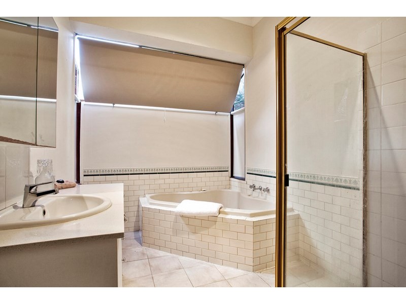 4 Maude Street, Murrumbeena VIC 3163