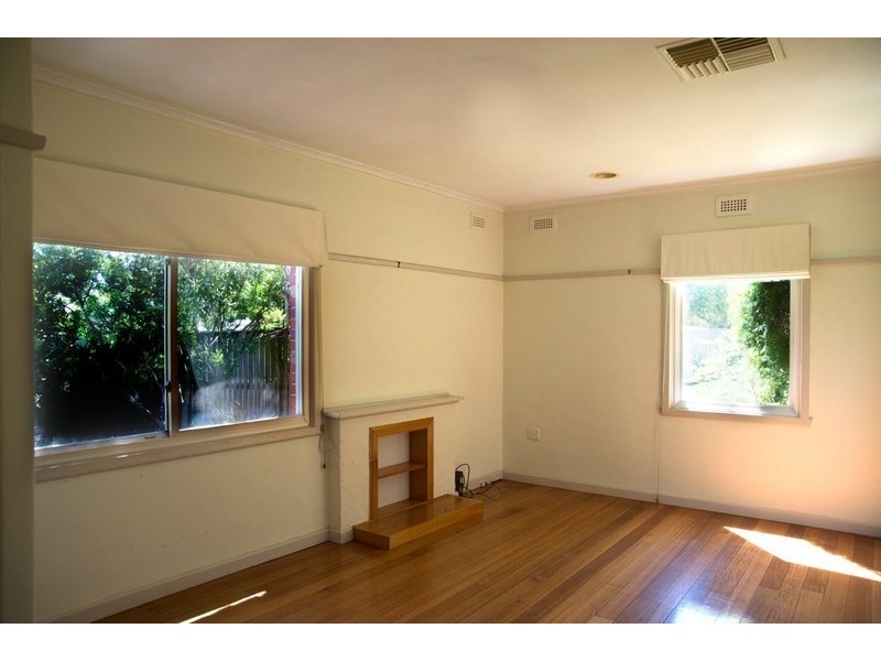 1047 North Road, Hughesdale VIC 3166