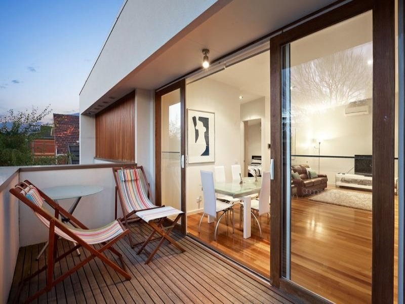 1/14 St Huberts, Carnegie VIC 3163