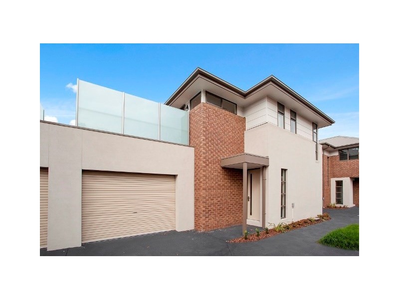 2/172 kangaroo Road, Hughesdale VIC 3166